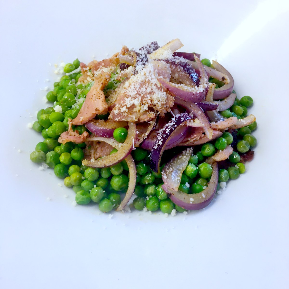 -klackspark bland grönsakerna