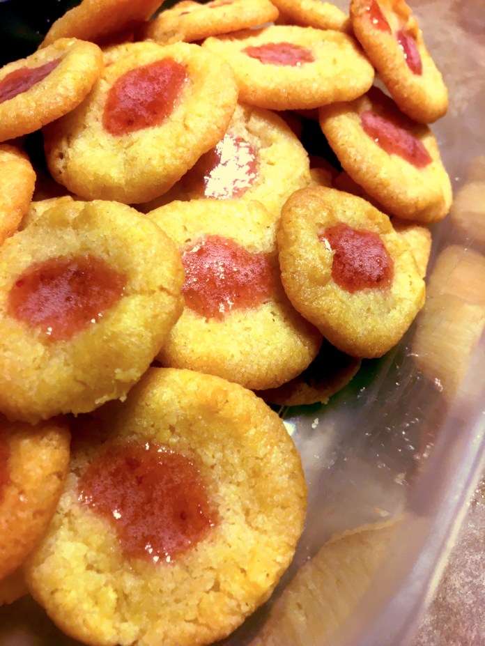 bakning inomhus i ett kök